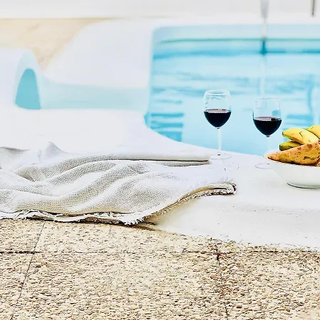 Canaryislandshost * 푸에르토 델 카르멘